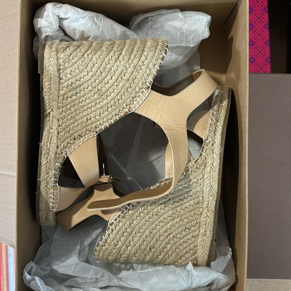 Joie Wedges